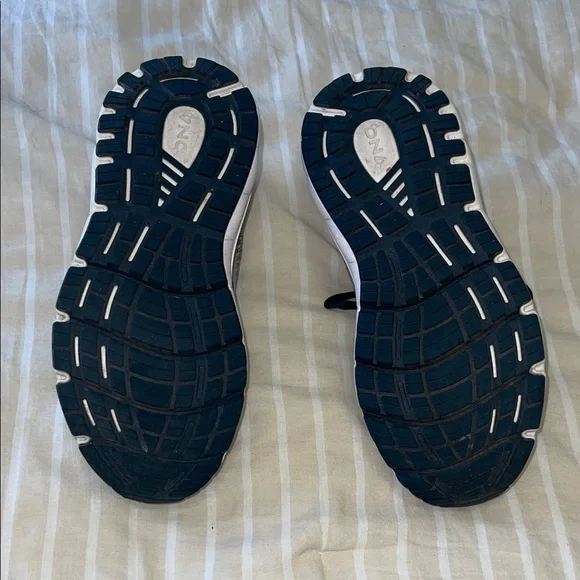 Brooks Charcoal and Navy Running Shoes - Picture 3 of 7